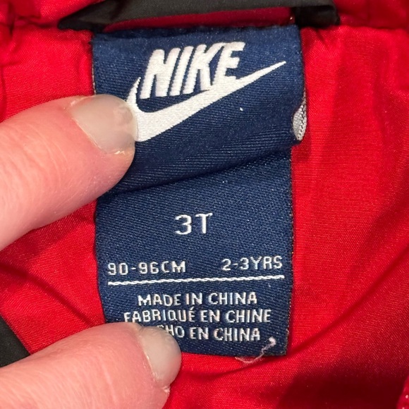 Nike puffer jacket - Picture 4 of 4